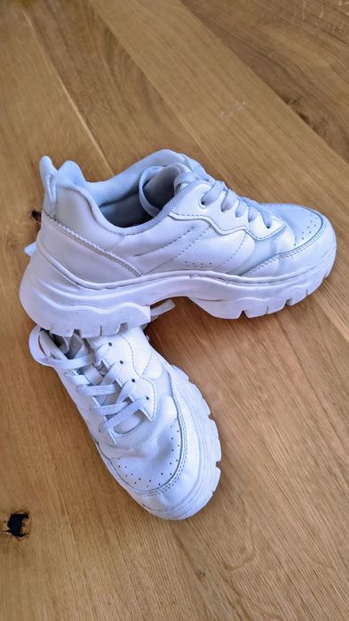 Sneakersy Zara 34-35