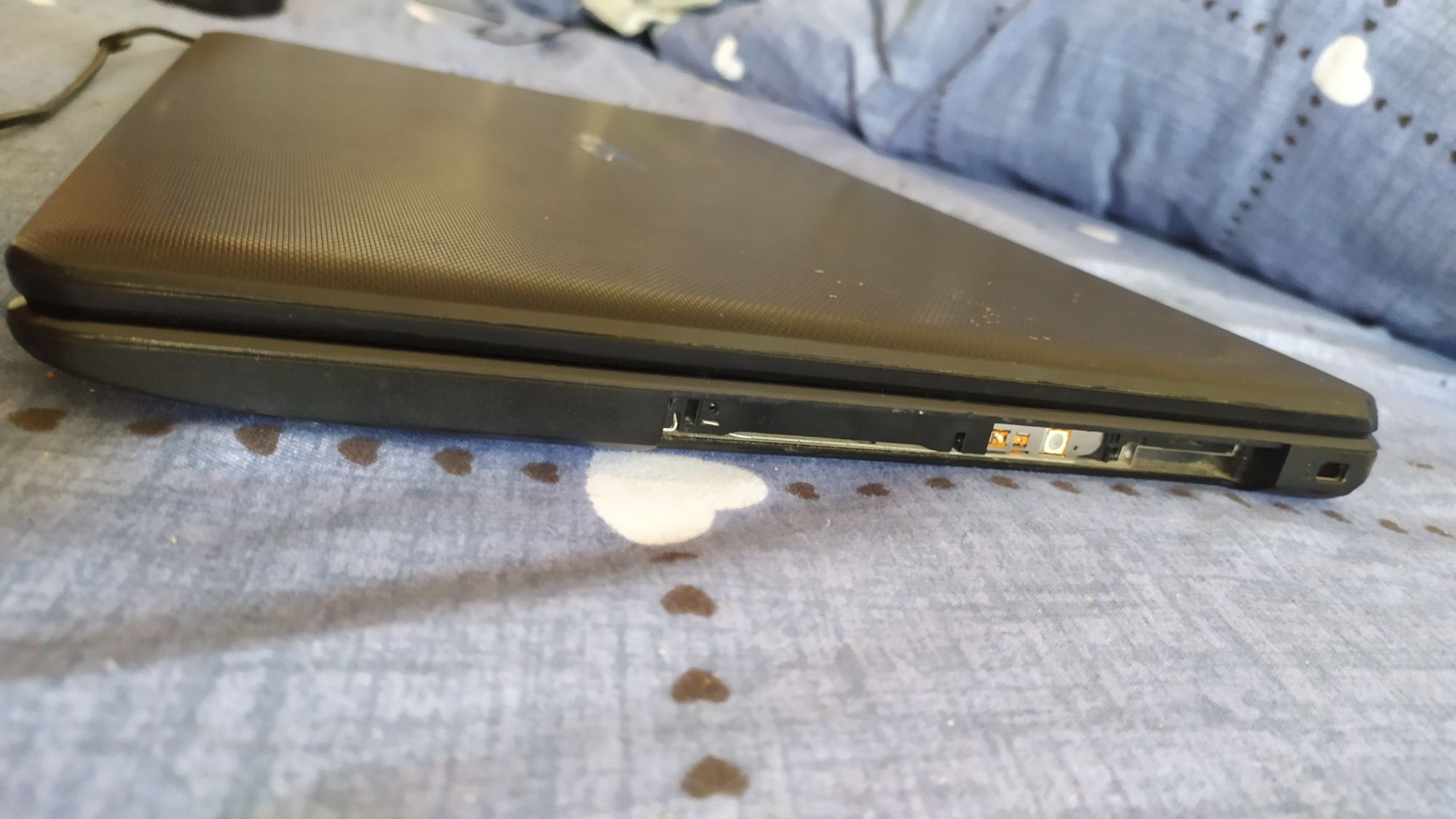 Продам ноутбук ASUS x550cl