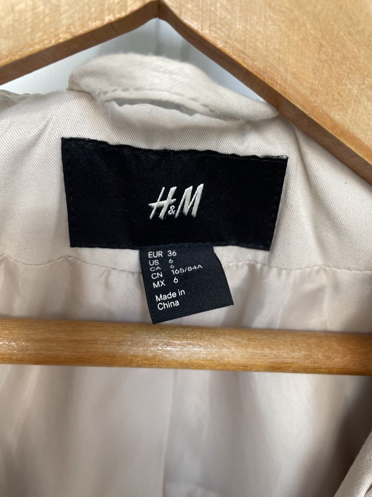 Жіночий плащ H&M