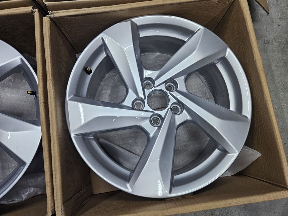Alufelgi Audi 18" 5x112 57.1mm Q3 A3 A4 A5 A6 Skoda Seat VW