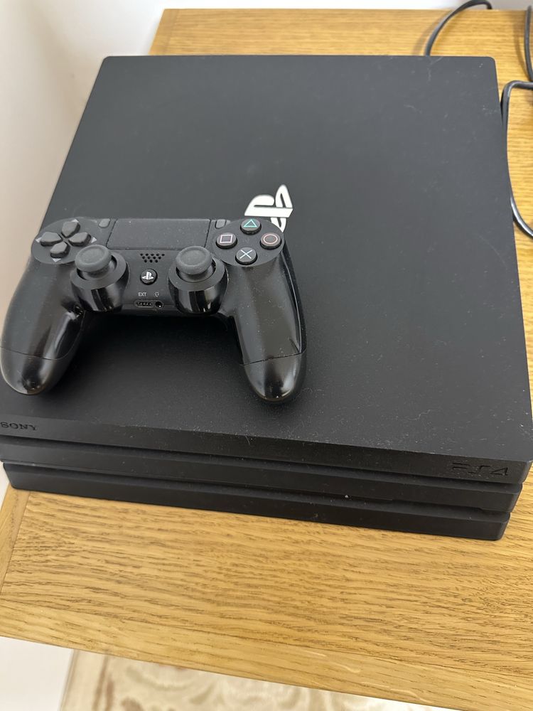 Sony PS4 PRO на 1 терабайт