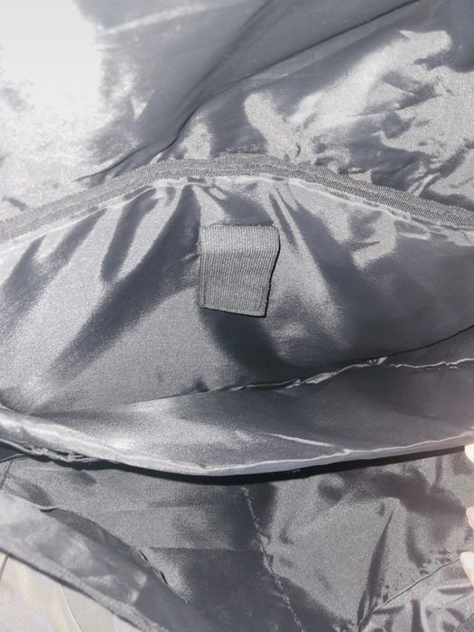 Torba na ramię z filmu „2012” Sony Pictures