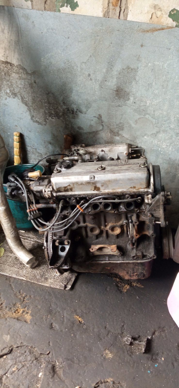 Продам на Хонду Аккорд (86-89р.в.)-двигун А20А3-по ЗЧ