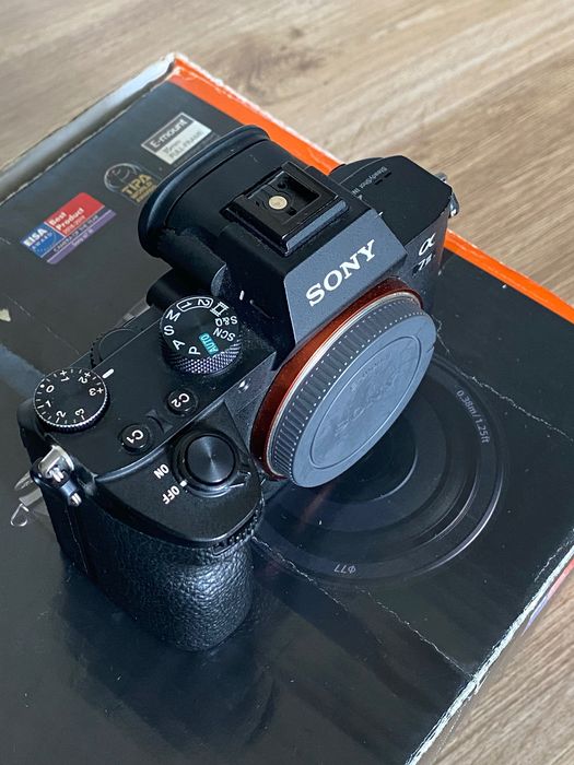 Câmara mirrorless Sony a7iii - corpo