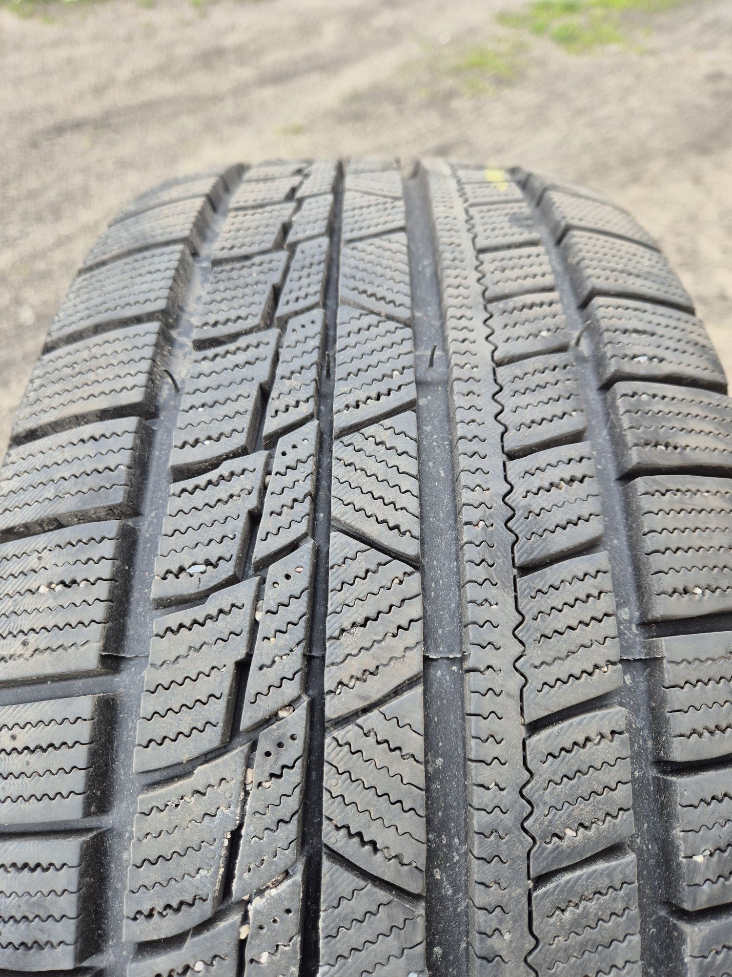 Opony Firemax FM805+ 225/45 R17 DOT 3423