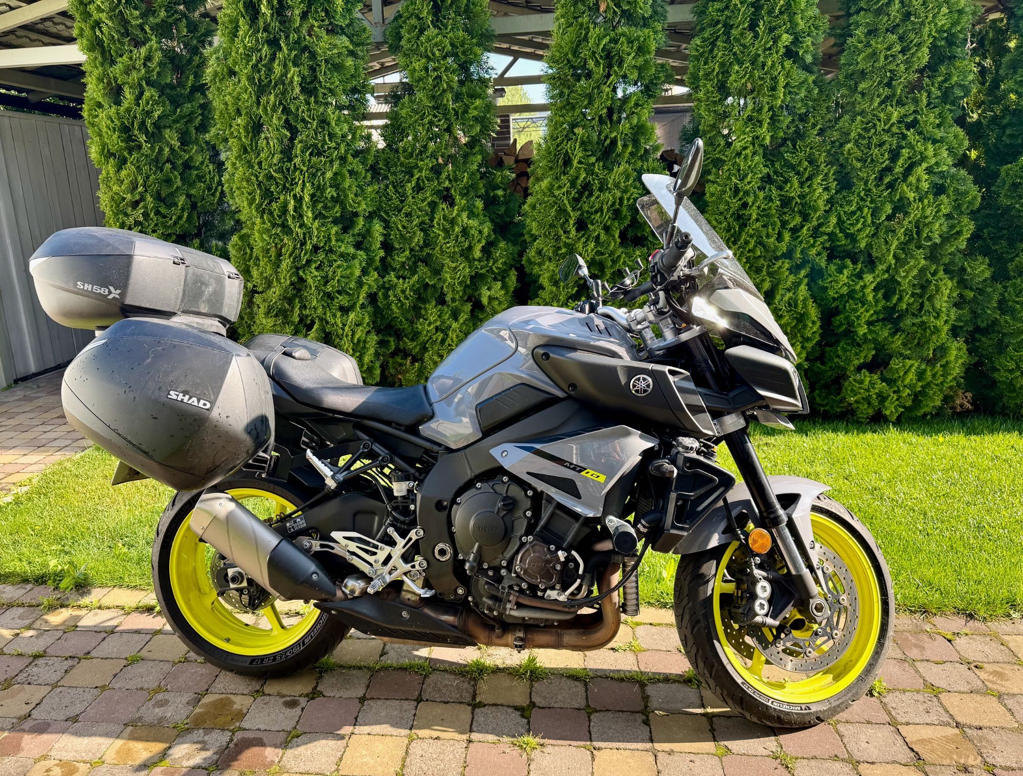 Продам Yamaha MT-10 2016 - Ідеальний стан, один власник!