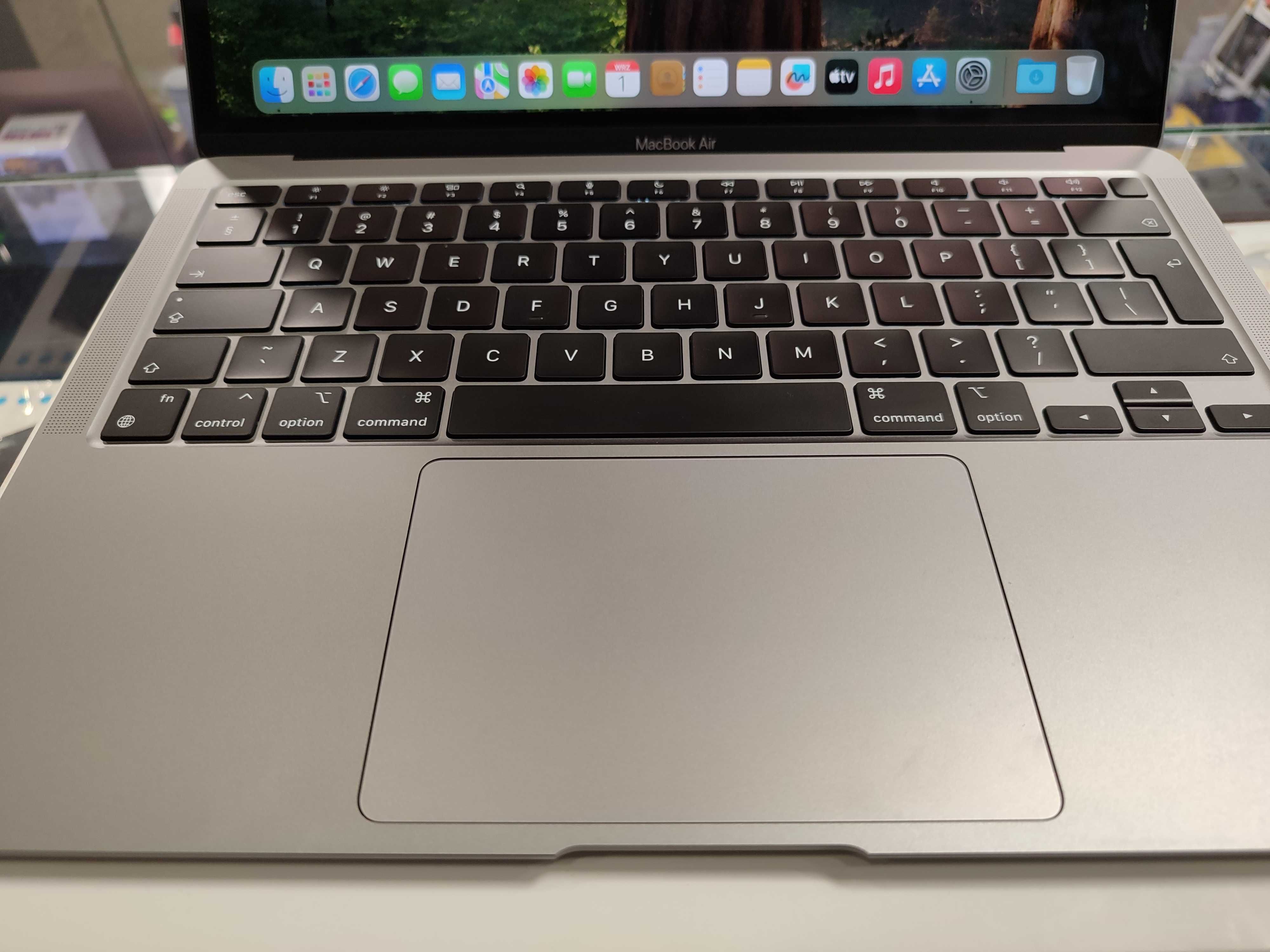 Macbook Air 13' A2337 Apple M1 8Gb 256GB Gwarancja !
