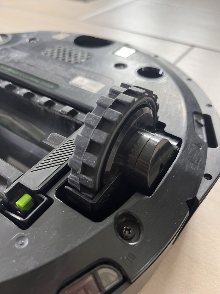 iRobot roomba i7 Vacuum