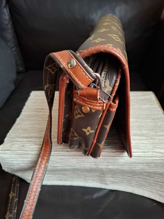 Torebka brązowo czarna a la louis vuitton na długim pasku