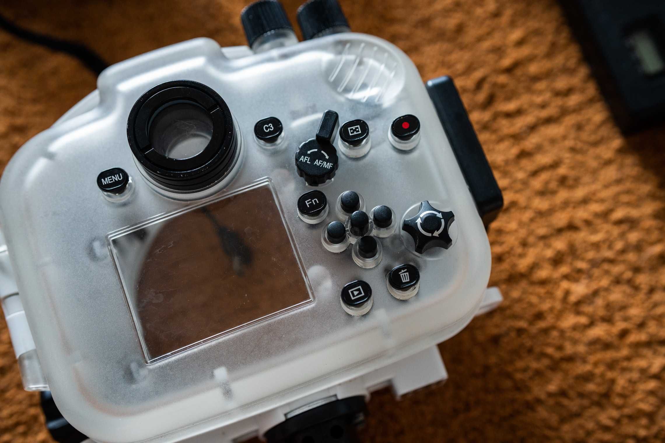 Sony A7R II + Underwaterhousing / Habitação subaquática + cage