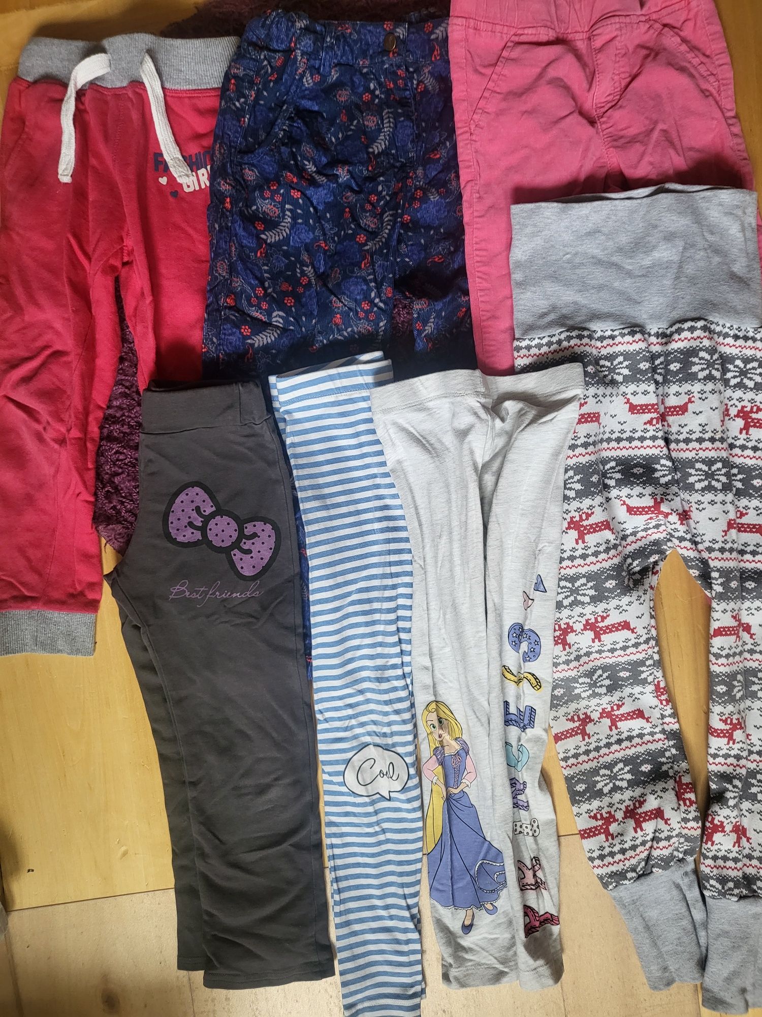 4 pary spodni na gumkę+ 3 leginsy dla dziewczynki oraz rajstopy r. 110