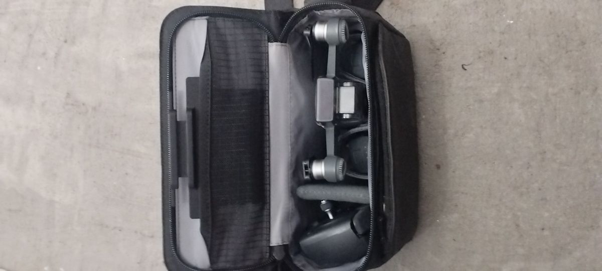 DJI SPARK Fly combo mas só 1 bateria, ler anúncio.