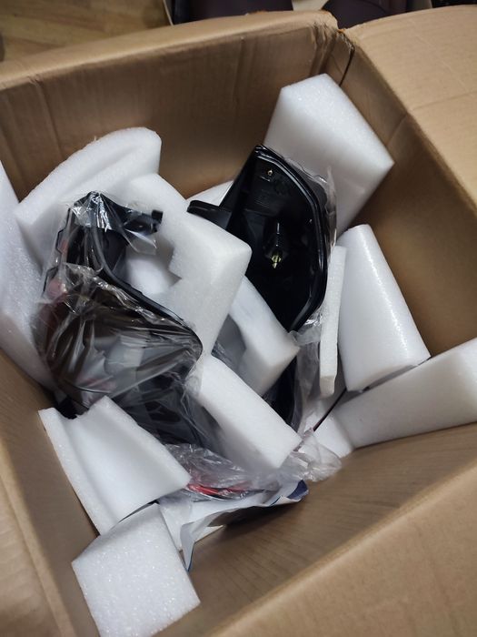 Задні фонарі для тойота прадо 150