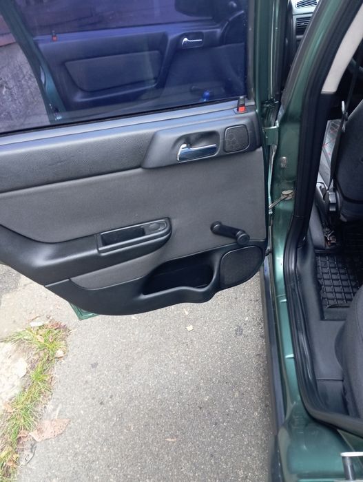 Опель Астра 2007 року