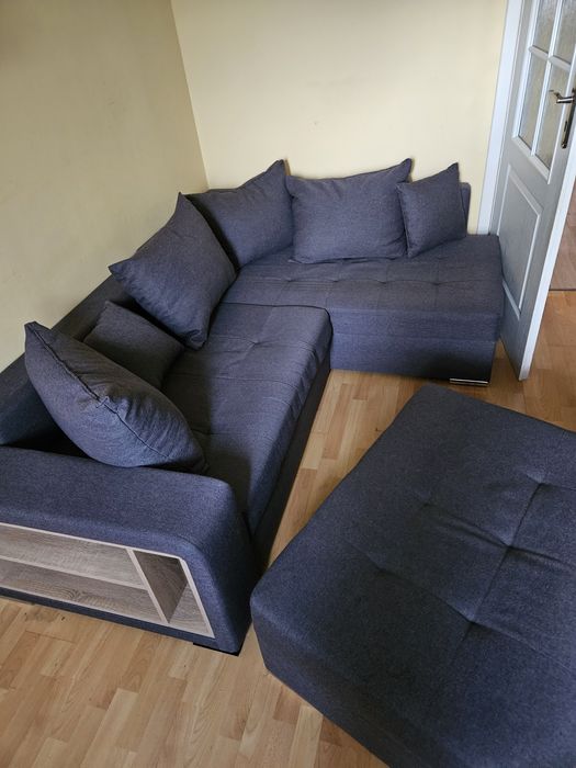 Narożnik kanapa +dostawka pufa