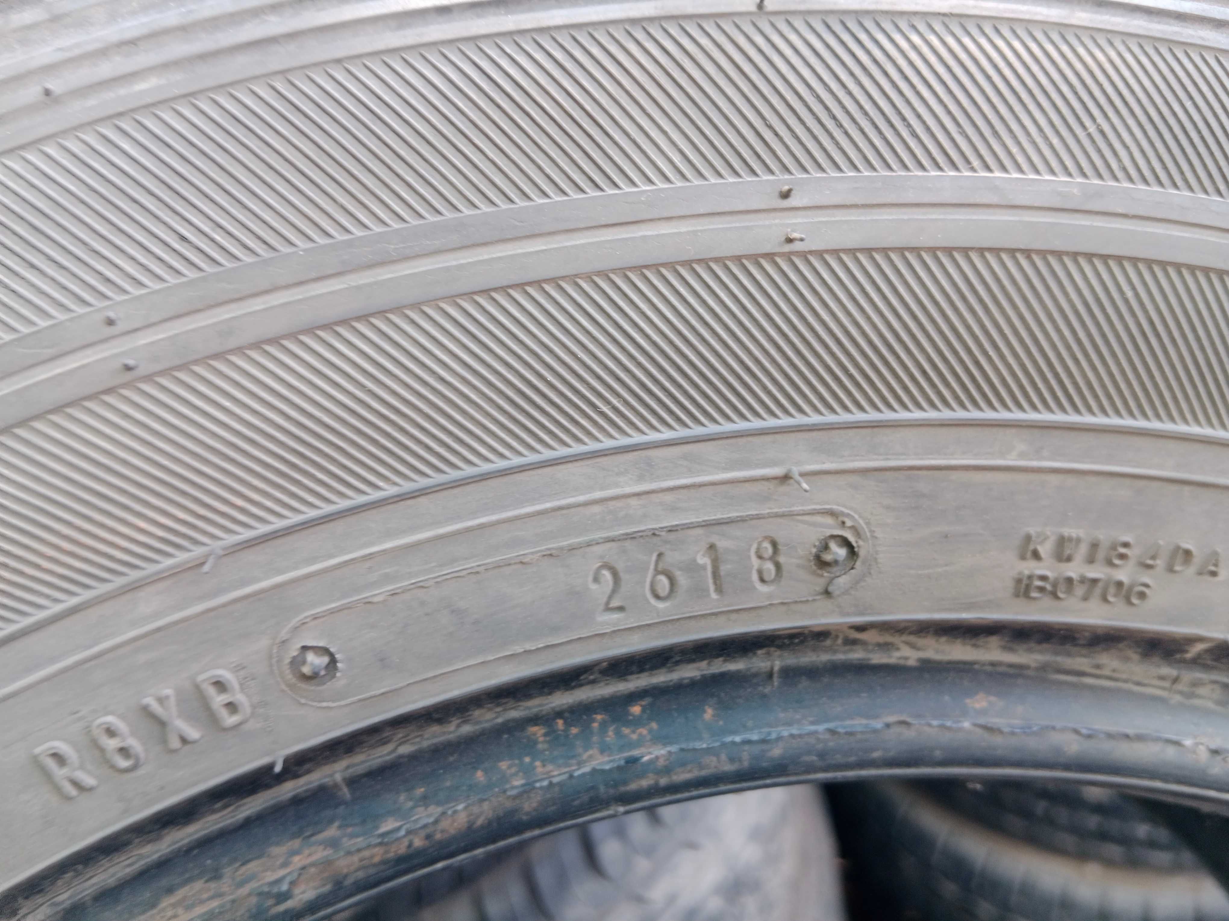 Opona używana zimowa 195/70R15C Falken Eurowinter Van01 1szt.