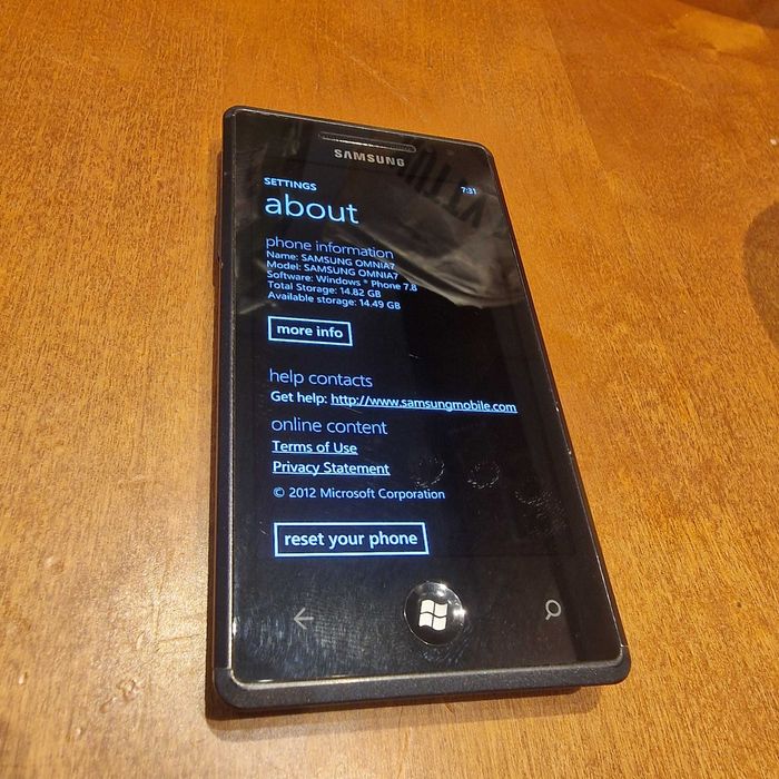 Samsung Omnia 7 Gt-i8700 16gb 2012 windows phone 7.8