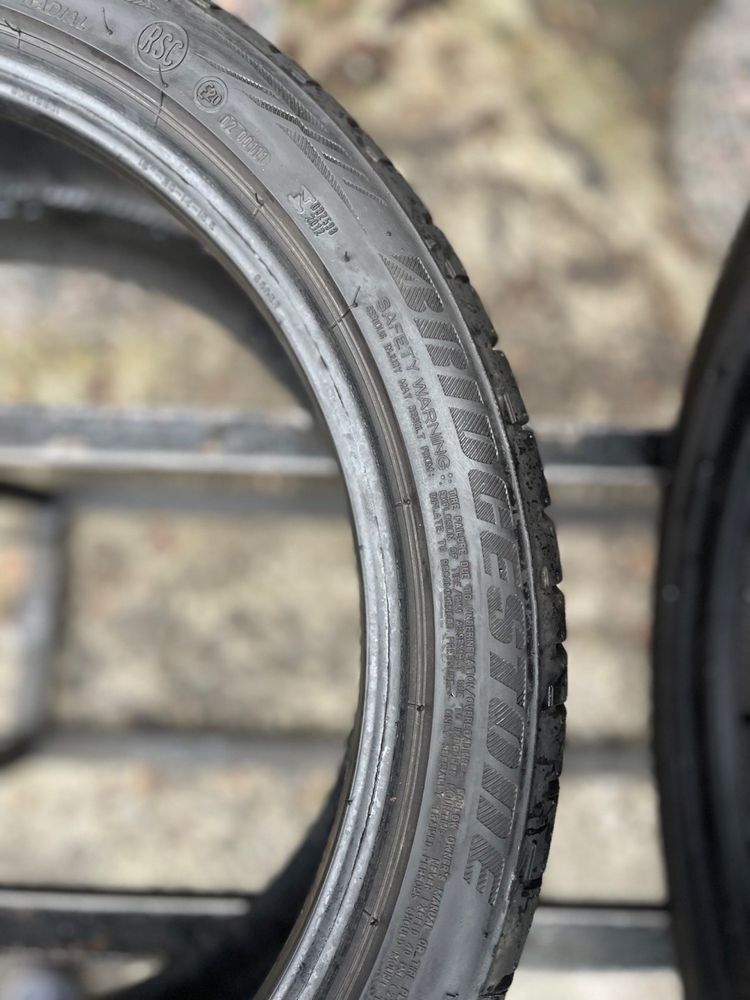 Шини бу 245/35 r18 Bridgestone літо комплект