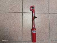 Tranca anti roubo com chaves.