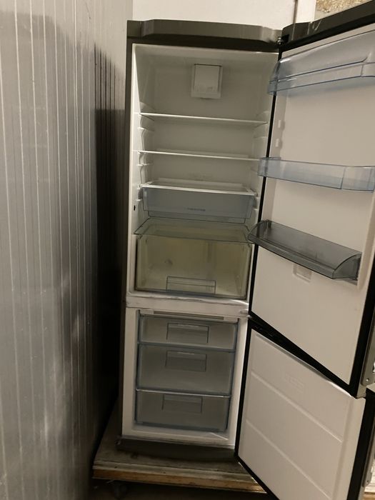 Frigorifico Combinado Electrolux Cinzento