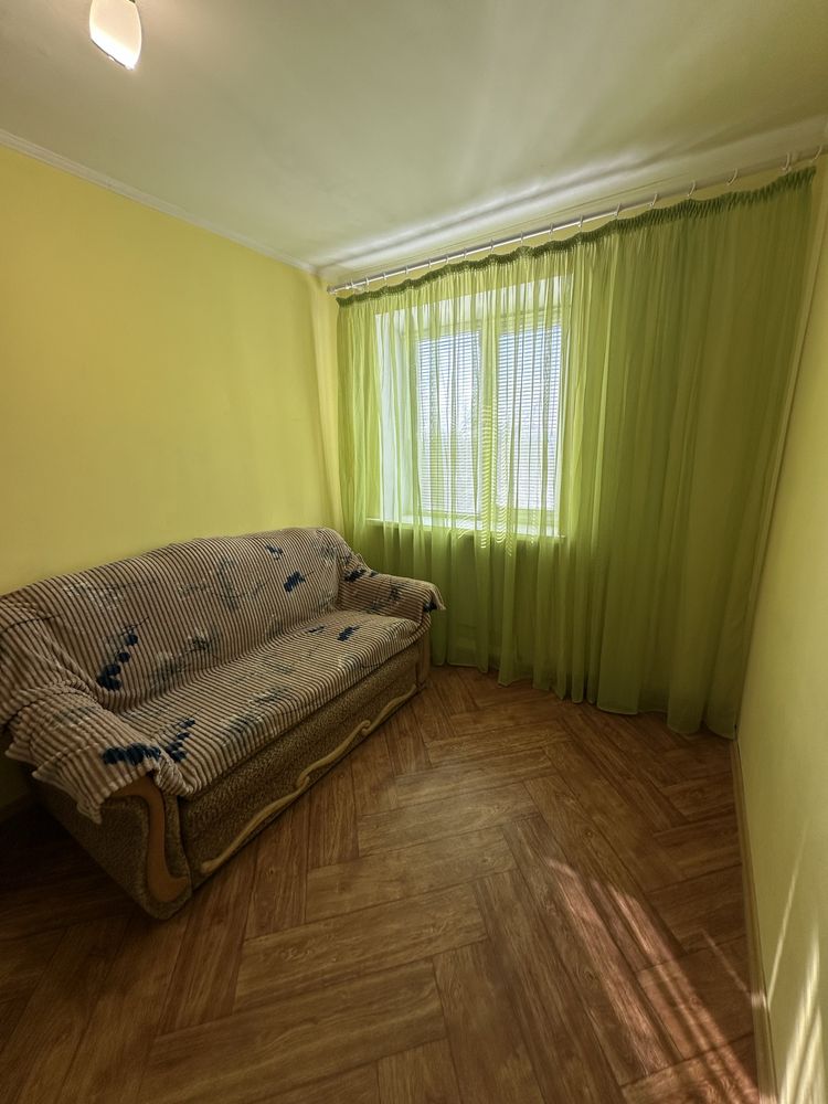 Продам классную 3-комн Днепрострой YANOVA