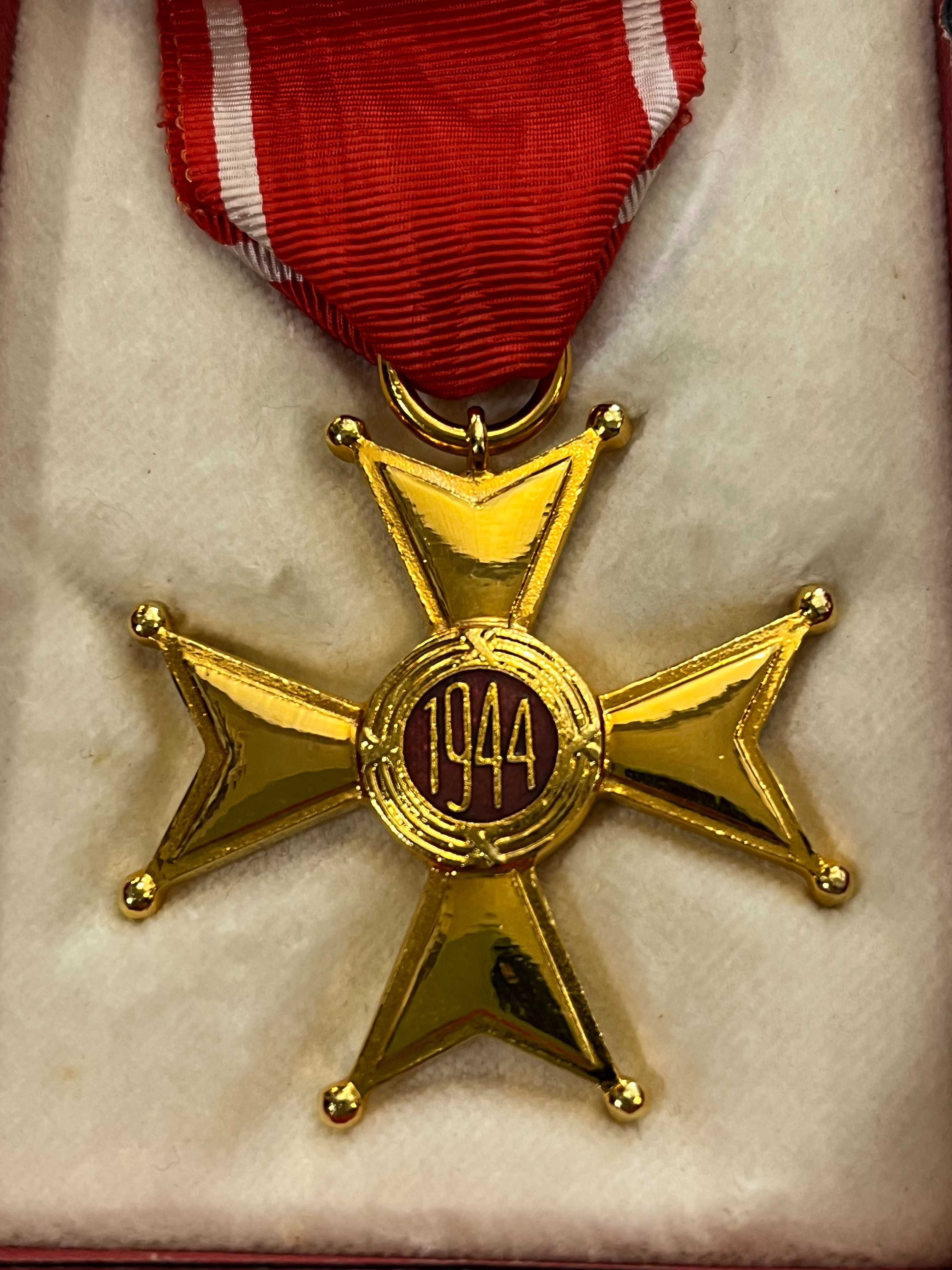 Krzyż Kawalerski Orderu Odrodzenia Polski, 1944 wraz z legitymacją