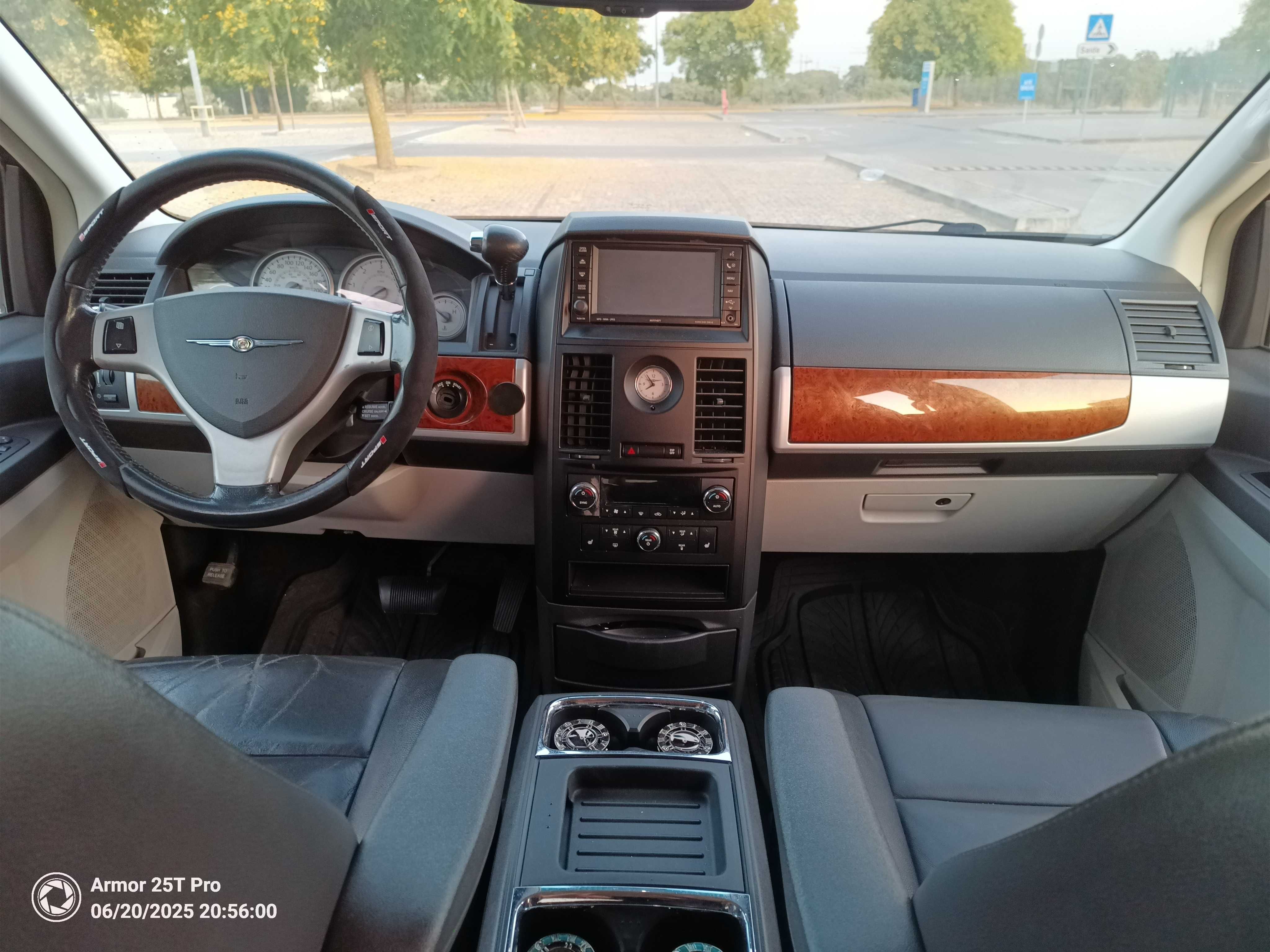Chrysler Grand Voyager 2.8 CRD Stow Go Automática 7 lugares 163cv 2008