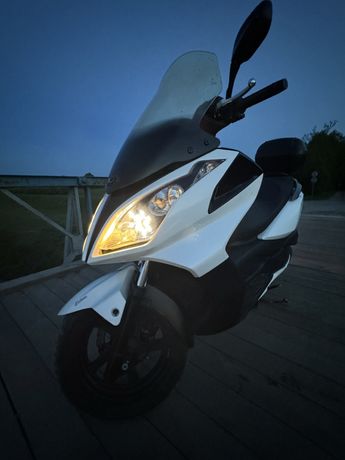 Kymco downtown 125?