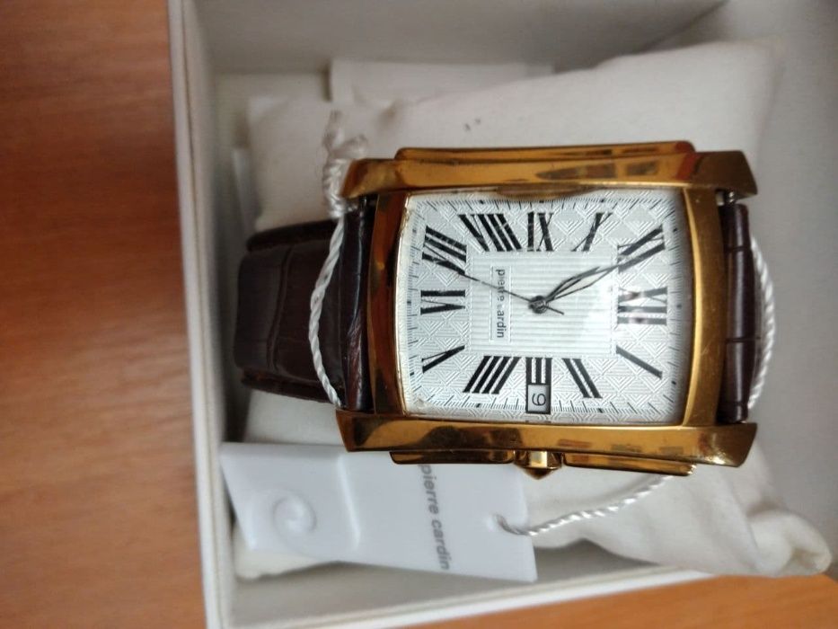 Pierre Cardin наручные часы . Оригинал!