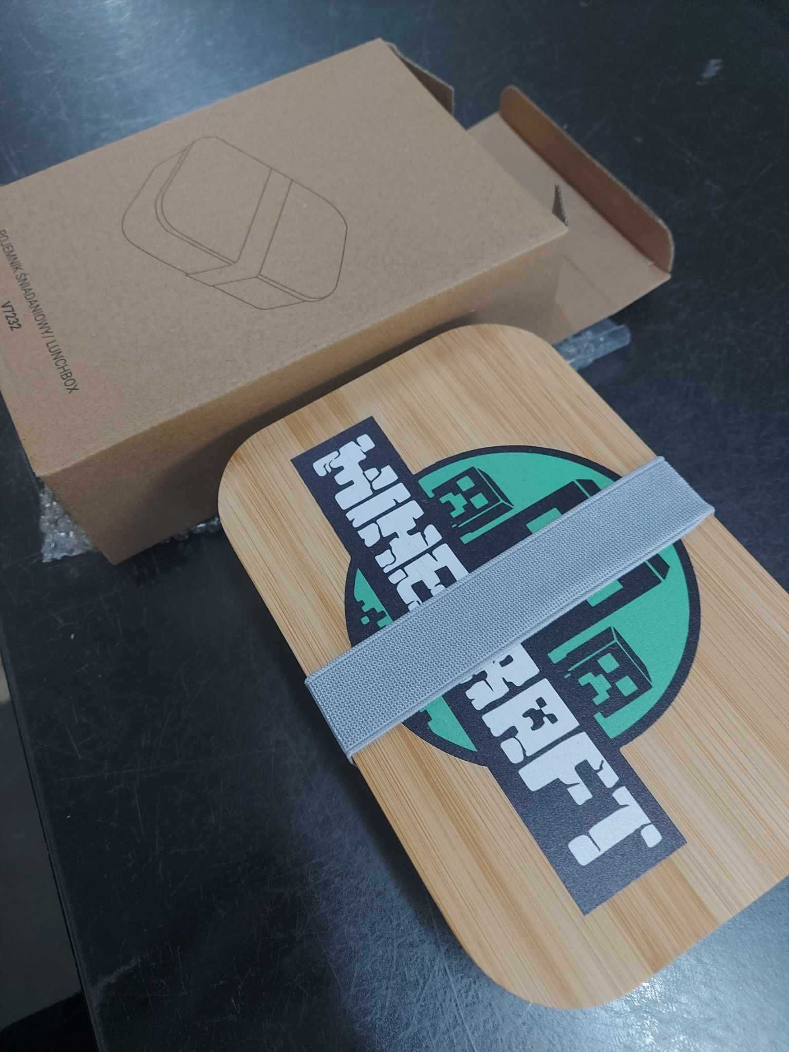 Minecraft logo Pudełko śniadaniowe 850 ml, bambusowe druk UV lunchbox