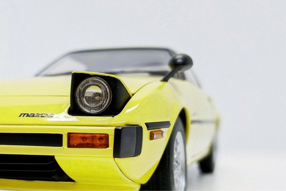 1/18 модель Mazda Savanna RX-7 (SA) 1978 Yellow AUTOart