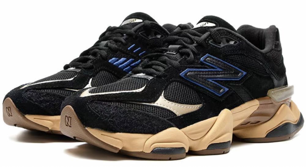 в наявності кросівки NEW BALANCE