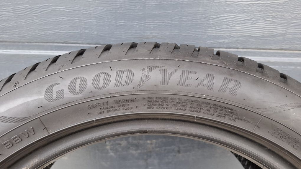 Goodyear 225/50 R17 Vector 7.8 mm 2022