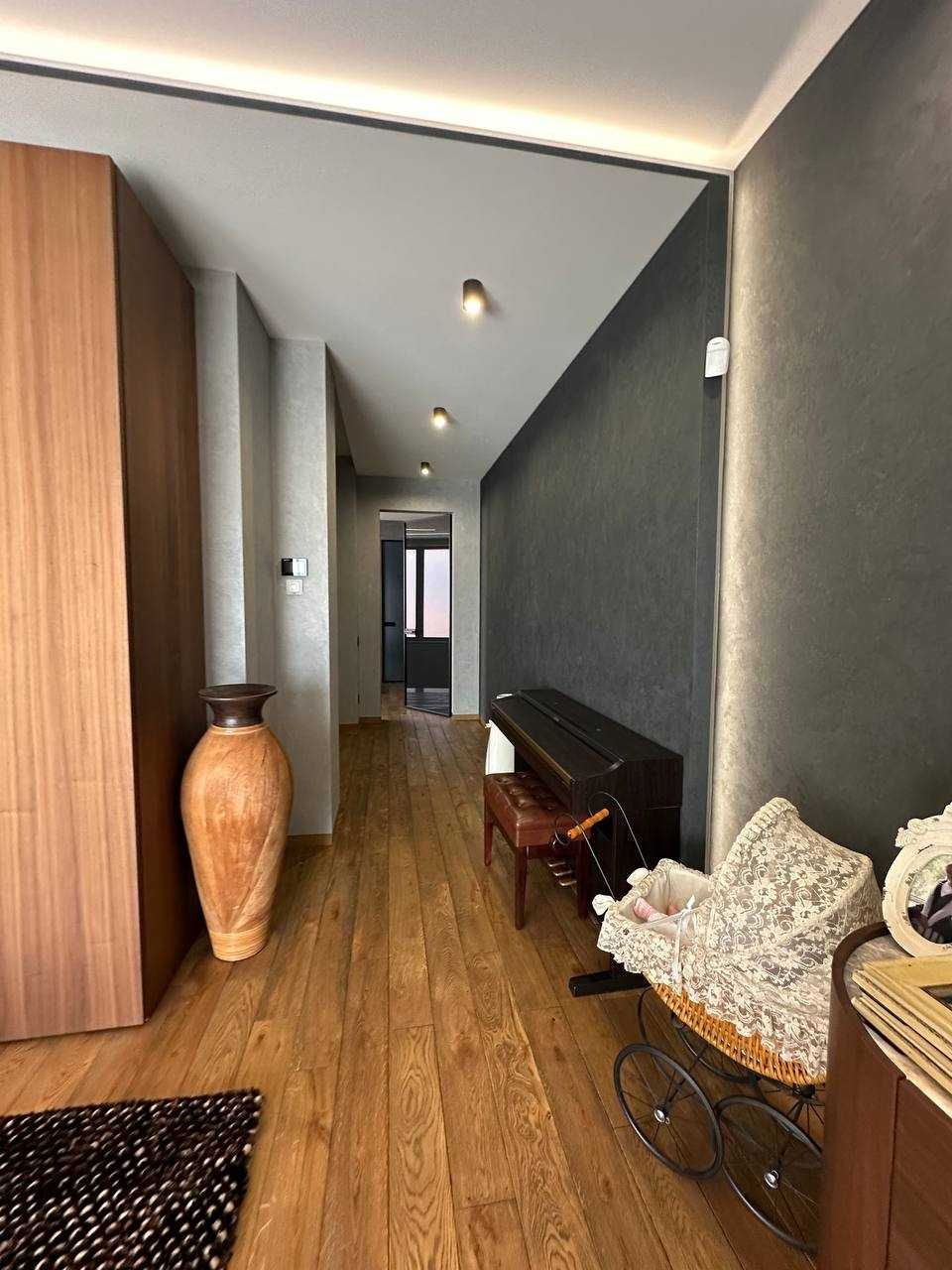 Элитный дом в Совиньоне | 284 м² | Бассейн | Дизайнерский ремонт!