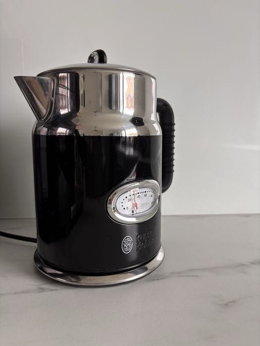 Czajnik elektryczny Russel Hobbs