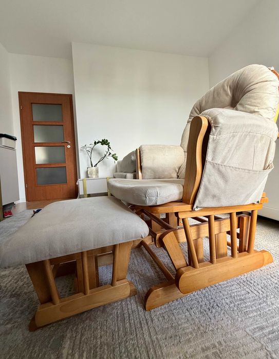 Kub® Haywood fotel i podnóżek (naturalne drewno z beżową tapicerką)