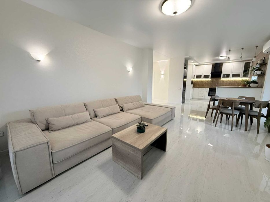 Будинок з євроремонтом у Полтаві, 107 м², 3 кімнати та кухня-студія