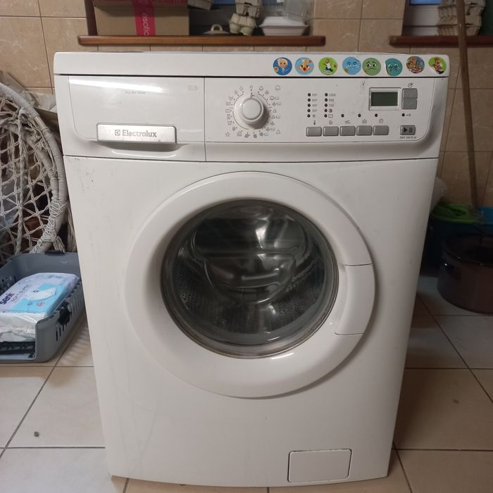 Pralka elektrolux ewf 10470w