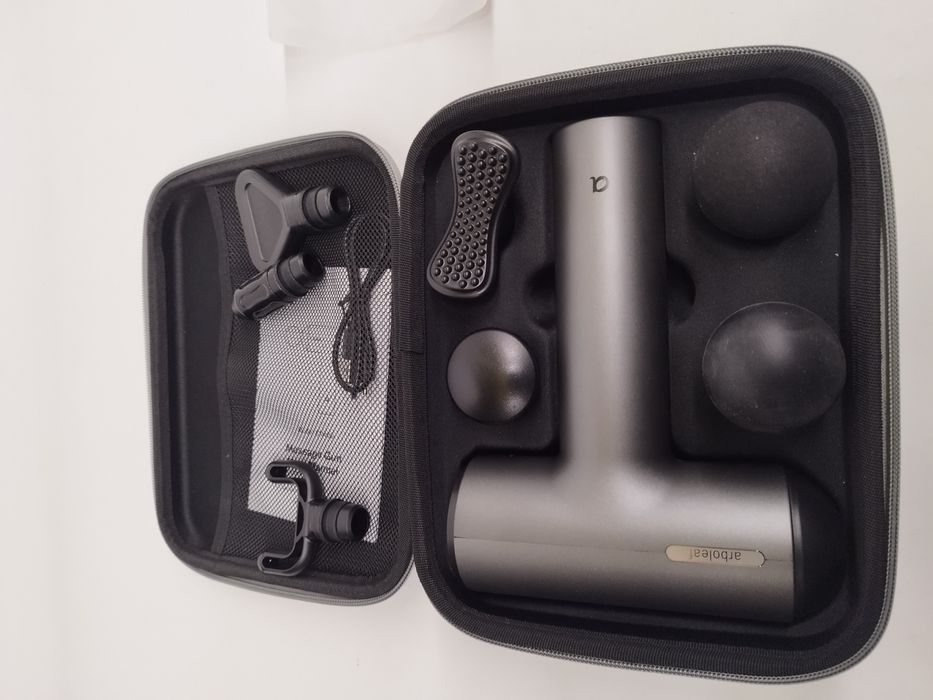 Pistolet masujący masażer do ciała 6predkosci 7koncowek 60W