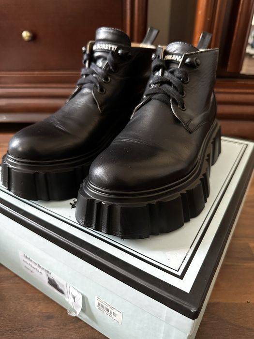 Helena soretti чоботи ,ботинки !!36 розмір.