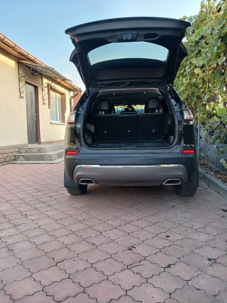 Jeep Cherokee 2019