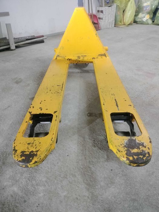 Wózek paletowy ręczny, paleciak 2 t Jungheinrich