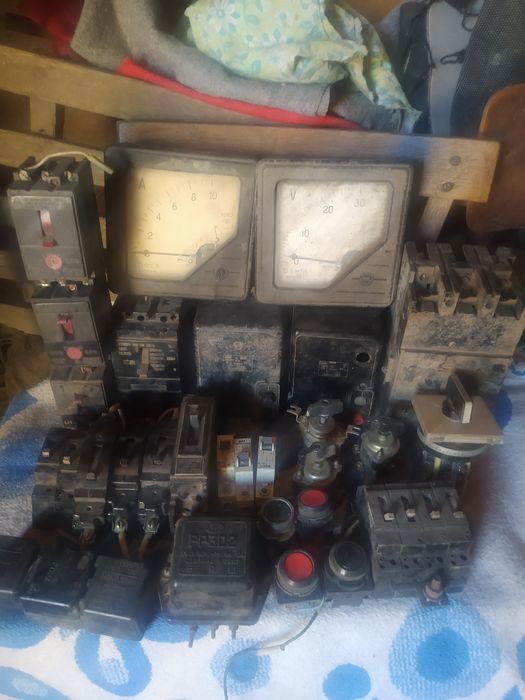 Автомати рубильники .