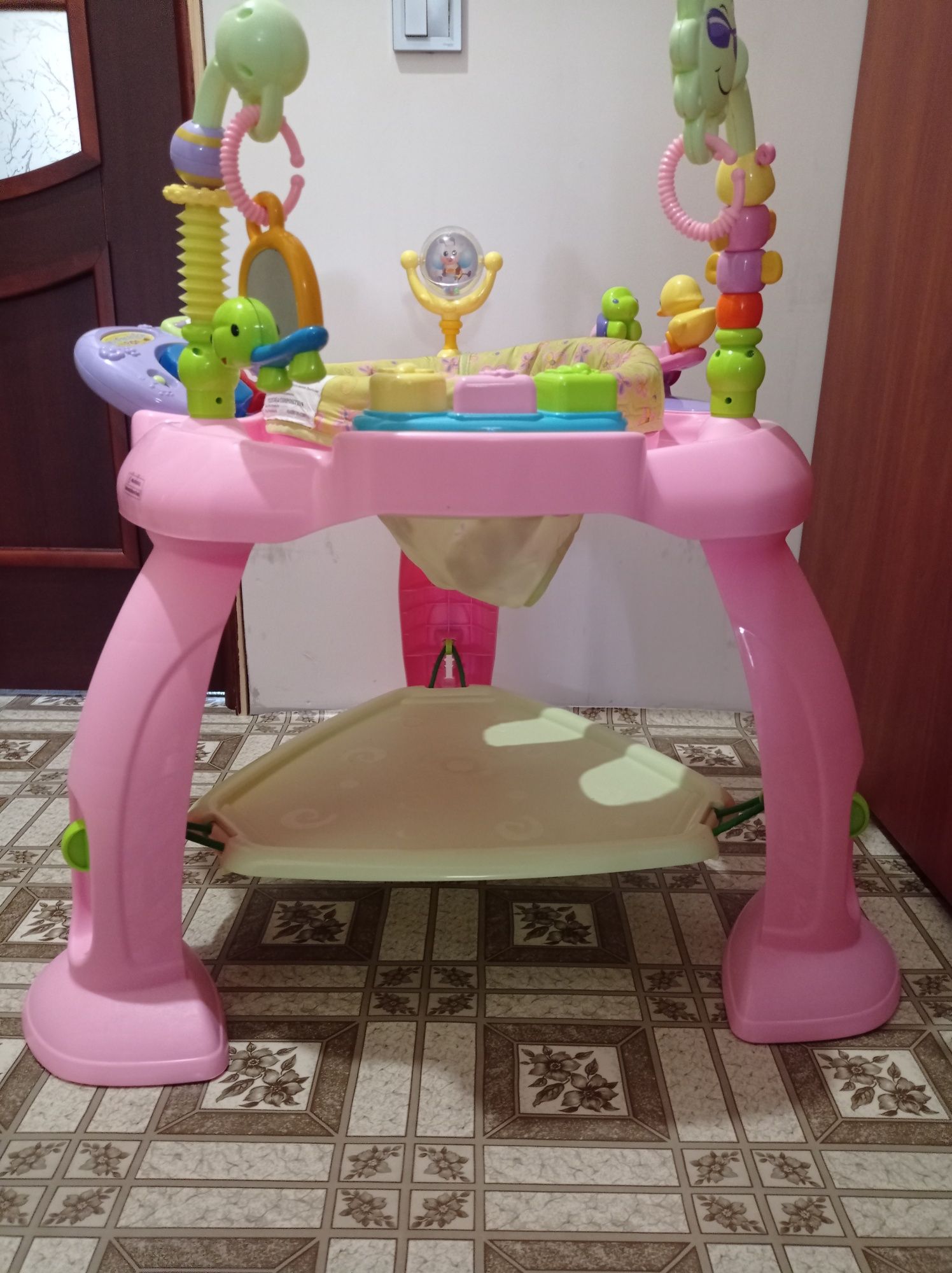 Детский игровой развивающий центр-прыгунки
