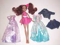 Barbie  z ubrankami