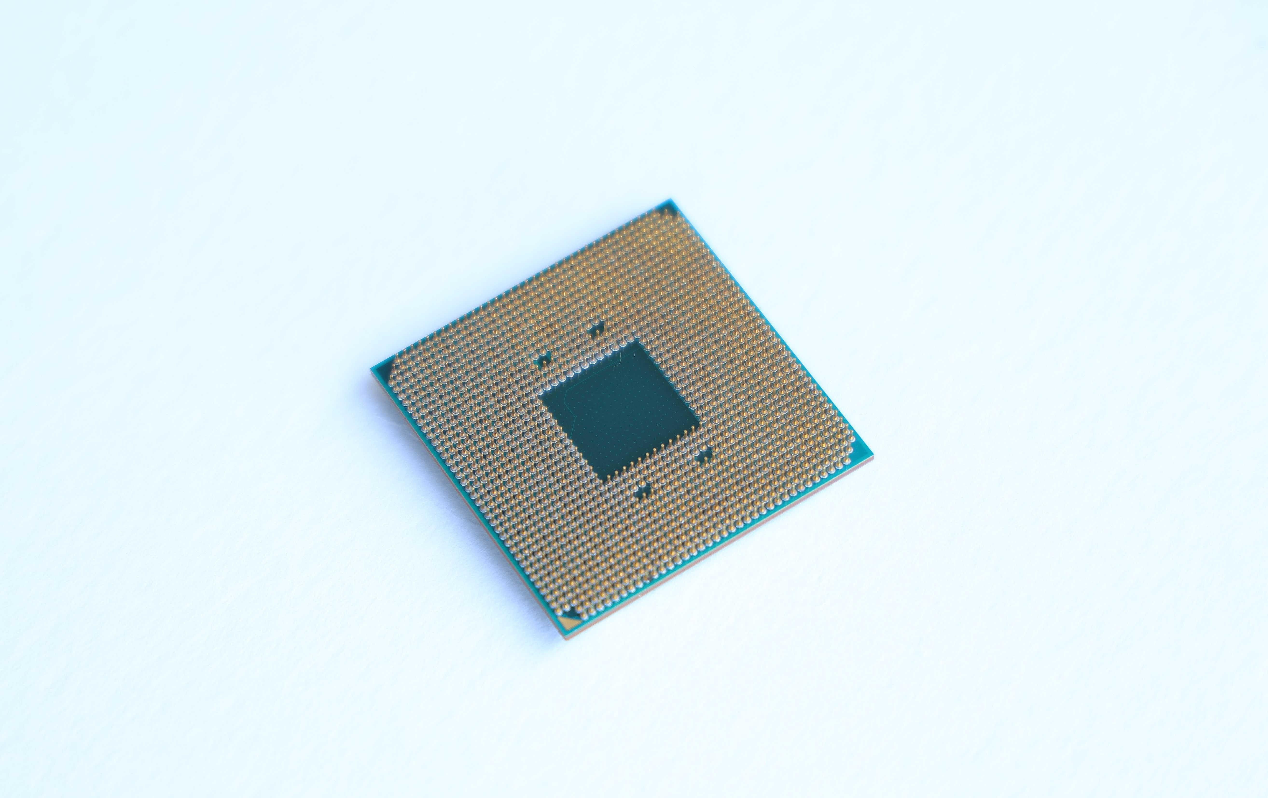 Processadpr Ryzen 5 2600 em Perfeito Estado