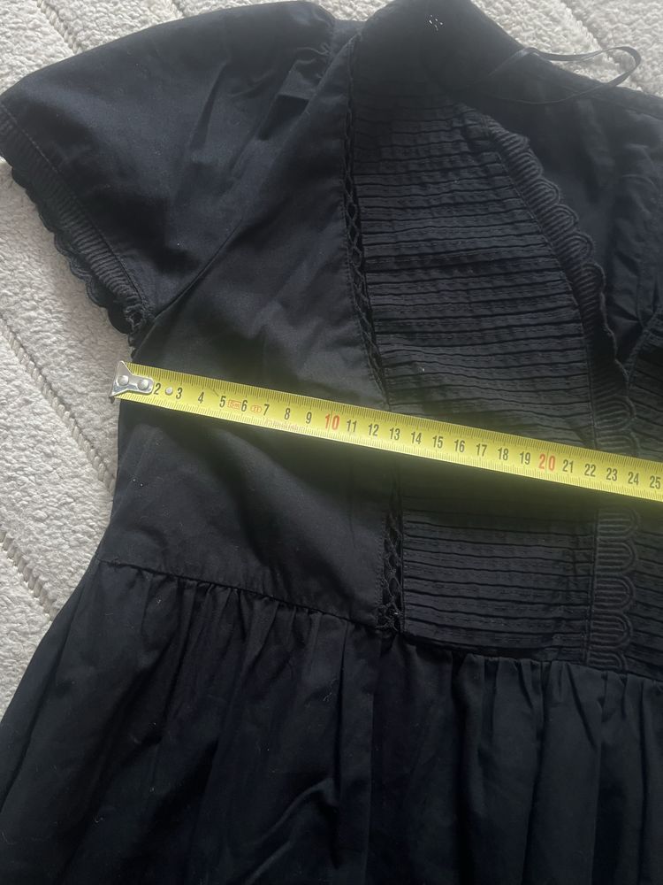 Продам сукню F&F