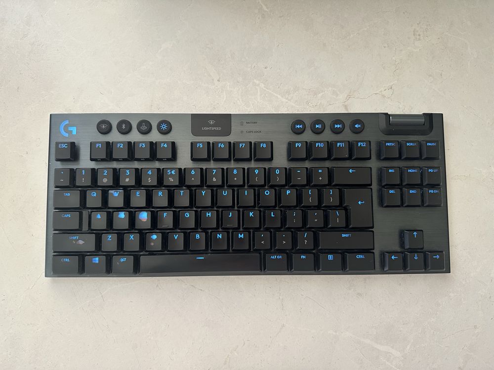 Logitech G915 TKL Lightspeed Linear