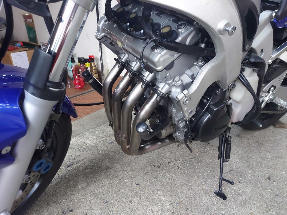 YAMAHA R6 2001 em excelente estado