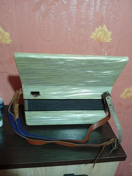 Аккордеон Monika Германия